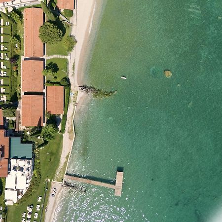Hotiday Apartment Collection - Desenzano Дезенцано-дель-Гарда Экстерьер фото